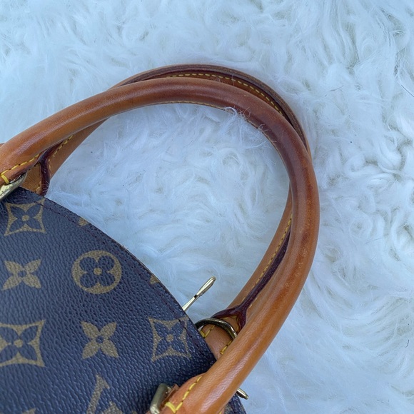 🚫SOLD🚫Authentic Louis Vuitton Ellipse MM Bag - Picture 10 of 16